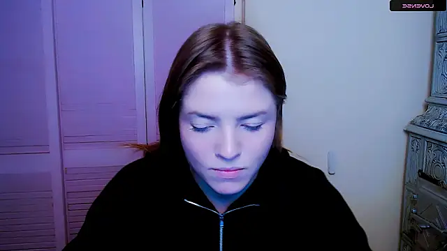 MissOliviaa  online show from January 24, 5:42 pm