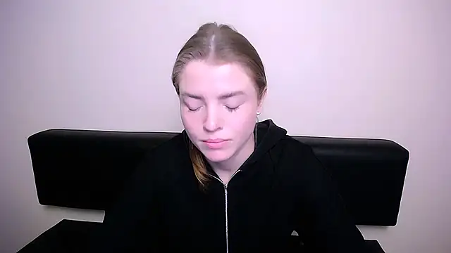 MissOliviaa  online show from January 31, 8:43 am