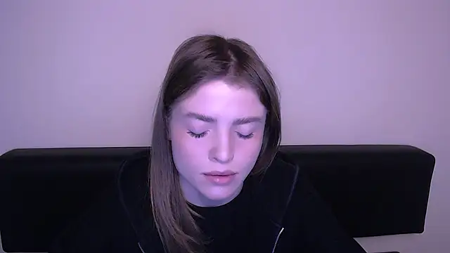 MissOliviaa  online show from February 19, 10:12 am