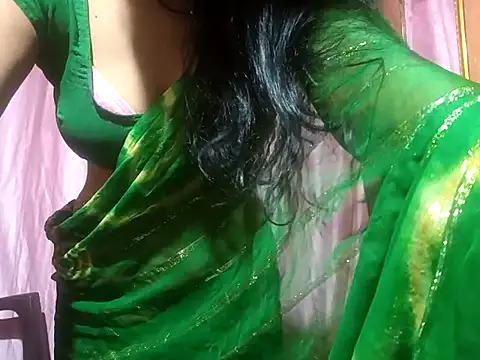 Snapshot of poojaxxx65 chatting on March 11, 9:34 am poojaxxx65 online show from March 11, 9:34 am