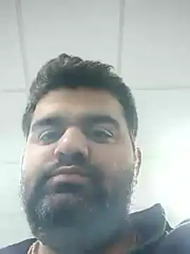 Snapshot of Happyman300 chatting on November 13, 11:42 am Happyman300 online show from November 13, 11:42 am