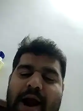 Snapshot of Happyman300 chatting on November 15, 12:08 am Happyman300 online show from November 15, 12:08 am