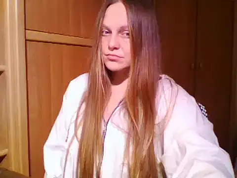 Snapshot of Evasapples chatting on January 22, 8:49 pm Evasapples online show from January 22, 8:49 pm