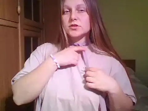 Snapshot of Evasapples chatting on February 11, 4:13 pm Evasapples online show from February 11, 4:13 pm