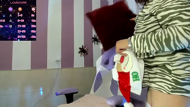 maria paulac online show from December 20, 5:14 am