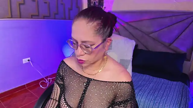 maria paulac online show from October 16, 5:41 am