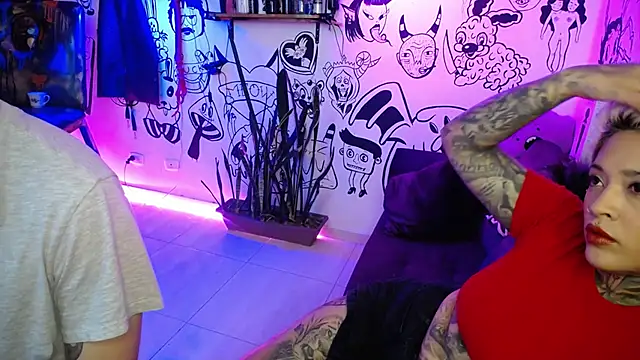 tatouagendecouple online show from December 8, 10:57 pm