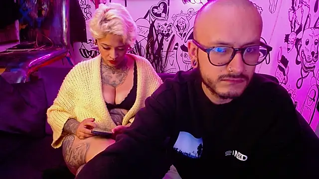 tatouagendecouple online show from January 30, 5:30 am