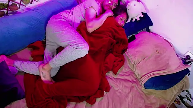 tatouagendecouple online show from October 5, 4:11 am