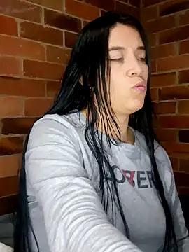 Snapshot of Gabriela_squirt02 chatting on December 4, 12:41 am Gabriela squirt02 online show from December 4, 12:41 am