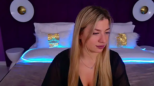 HelenaMorgan online show from March 20, 9:15 am