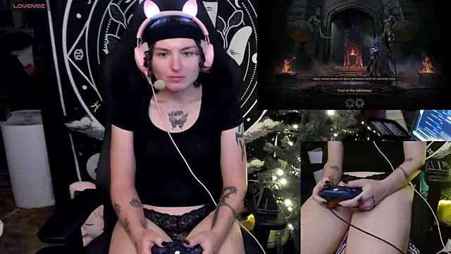 Snapshot of BrandiWRLD_999 chatting on December 28, 11:48 pm BrandiWRLD 999 online show from December 28, 11:48 pm