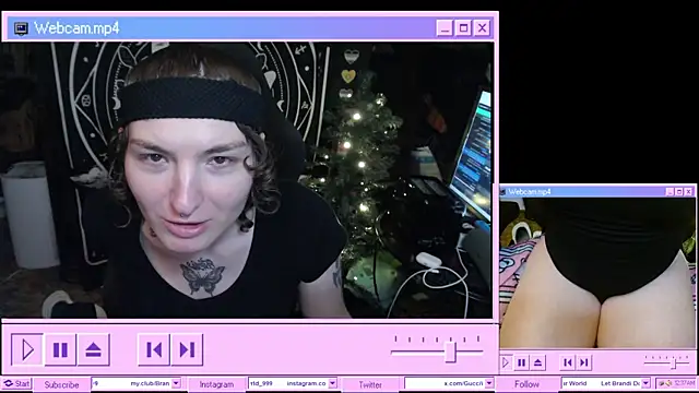 Snapshot of BrandiWRLD_999 chatting on January 12, 6:39 am BrandiWRLD 999 online show from January 12, 6:39 am