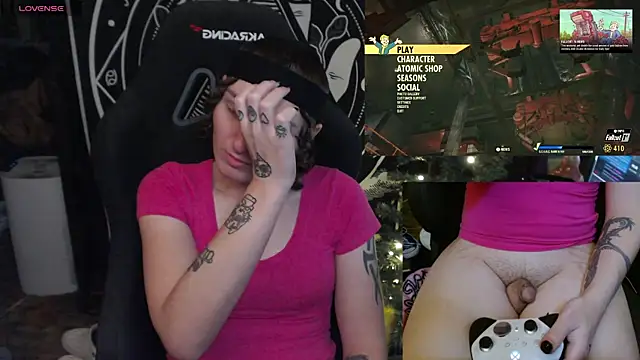 Snapshot of BrandiWRLD_999 chatting on January 14, 12:54 am BrandiWRLD 999 online show from January 14, 12:54 am