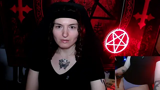 Snapshot of BrandiWRLD_999 chatting on October 15, 6:30 pm BrandiWRLD 999 online show from October 15, 6:30 pm