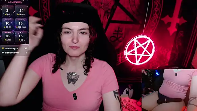 Snapshot of BrandiWRLD_999 chatting on October 21, 6:30 pm BrandiWRLD 999 online show from October 21, 6:30 pm