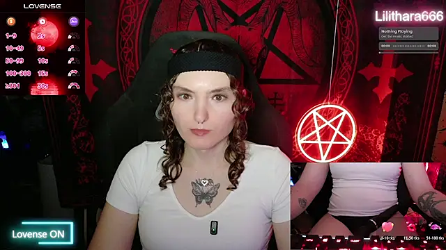 Snapshot of BrandiWRLD_999 chatting on November 7, 7:25 pm BrandiWRLD 999 online show from November 7, 7:25 pm