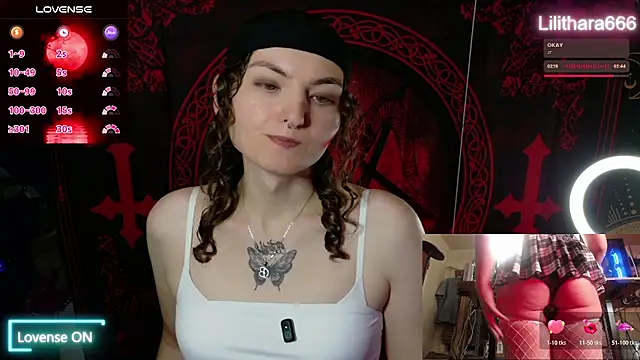 Snapshot of BrandiWRLD_999 chatting on November 22, 7:57 pm BrandiWRLD 999 online show from November 22, 7:57 pm