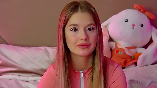 MilanaBalmain online show from March 3, 4:47 am