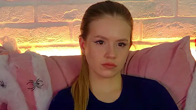 MilanaBalmain online show from November 1, 8:38 am