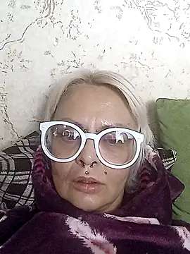 Gardener of Illusions online show from November 7, 7:08 am