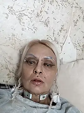 Gardener of Illusions online show from November 9, 11:14 pm