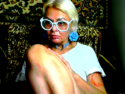 Gardener of Illusions online show from November 12, 1:00 pm