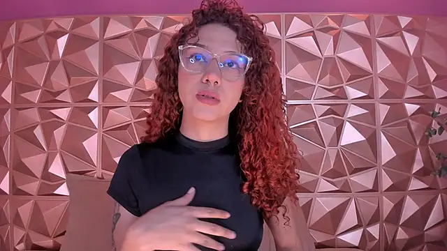 Snapshot of keendaall chatting on December 23, 10:53 am keendaall online show from December 23, 10:53 am