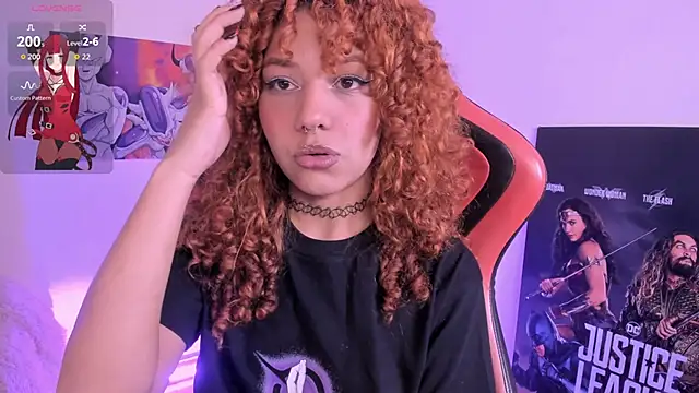 keendaall online show from February 11, 3:55 am