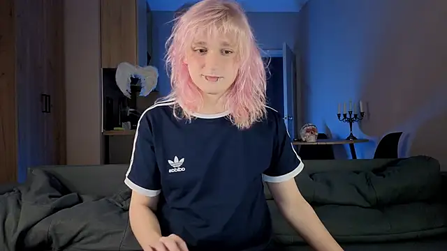 Gregory Byyrd online show from April 16, 9:39 pm