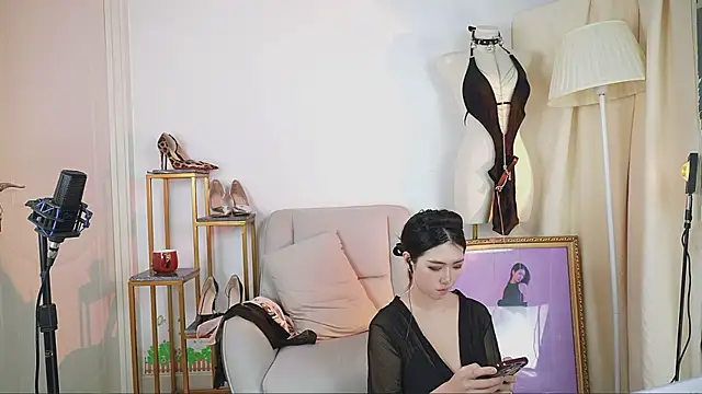 siji kiki online show from December 27, 1:07 pm