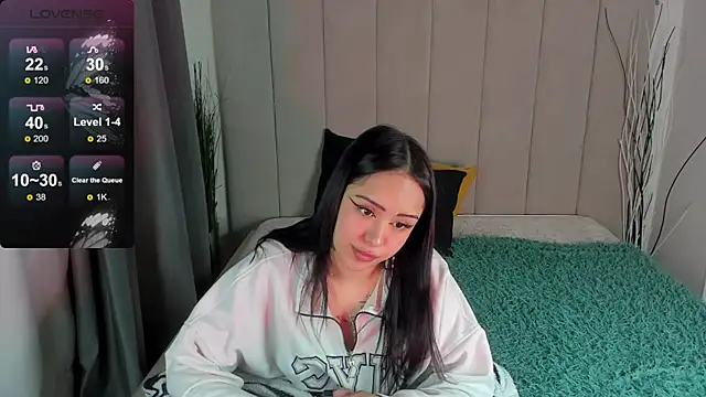 Snapshot of baby__kim chatting on February 24, 8:27 am baby kim online show from February 24, 8:27 am