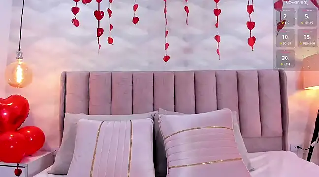 Snapshot of im_nika_ chatting on February 17, 12:38 pm im nika online show from February 17, 12:38 pm