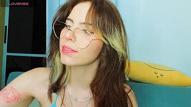 cherrybom969 online show from January 25, 1:10 am