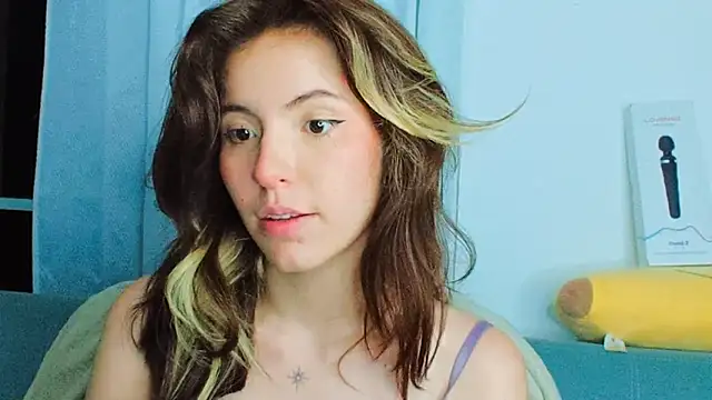 cherrybom969 online show from January 29, 3:12 am