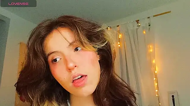 cherrybom969 online show from February 23, 3:35 am