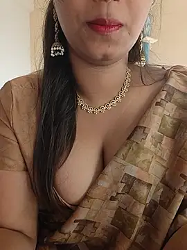 Snapshot of Sexy-Shalinii chatting on June 10, 3:44 pm Sexy-Shalinii online show from June 10, 3:44 pm