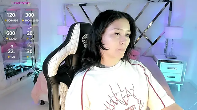 sexyy kitty18 online show from March 30, 11:44 am