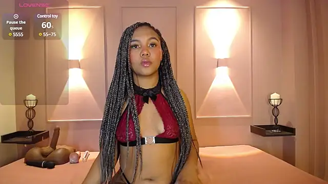 HAYLANISMITH online show from February 4, 12:11 pm