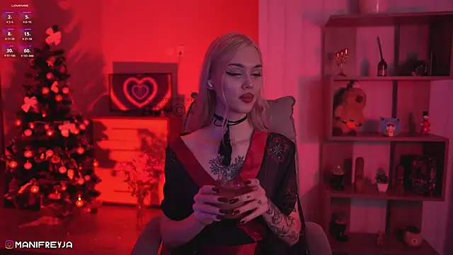 ManiFreyja online show from January 8, 7:56 pm