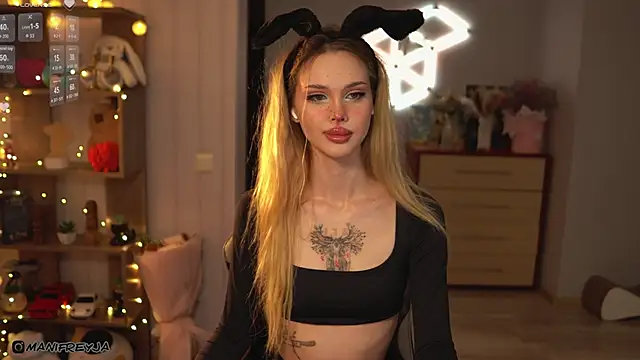 ManiFreyja online show from October 9, 9:13 pm
