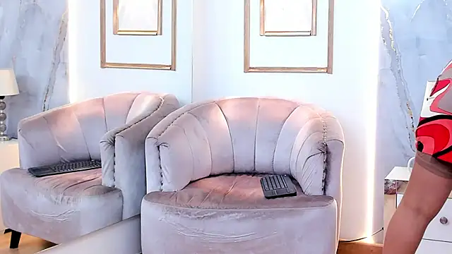 AmandaMartinez  online show from October 4, 12:36 pm