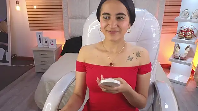 Mia Fischer online show from May 26, 2:46 pm