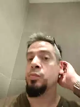 Snapshot of MrBig_2024 chatting on January 16, 5:44 pm MrBig 2024 online show from January 16, 5:44 pm