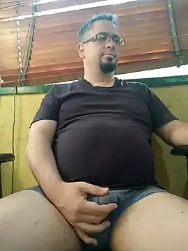 Snapshot of MrBig_2024 chatting on February 3, 10:47 am MrBig 2024 online show from February 3, 10:47 am