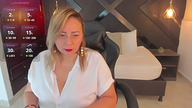 andre soto  online show from April 23, 1:40 am