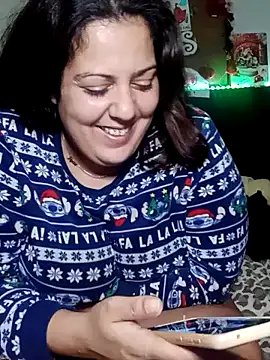 Snapshot of kittymorenita26 chatting on December 7, 12:41 am kittymorenita26 online show from December 7, 12:41 am