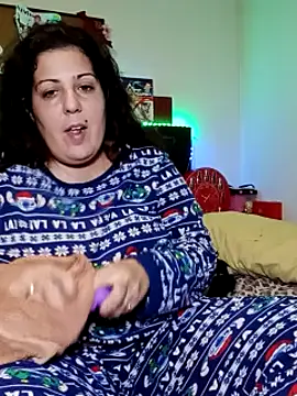 Snapshot of kittymorenita26 chatting on December 9, 11:03 pm kittymorenita26 online show from December 9, 11:03 pm