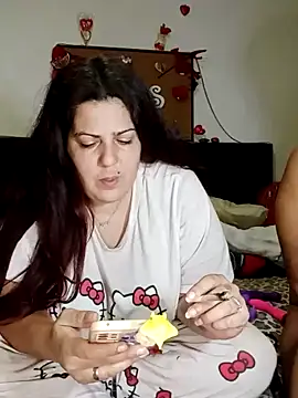 Snapshot of kittymorenita26 chatting on February 6, 9:28 pm kittymorenita26 online show from February 6, 9:28 pm