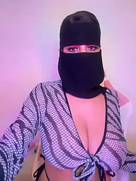 shanelle0 online show from December 11, 3:24 am